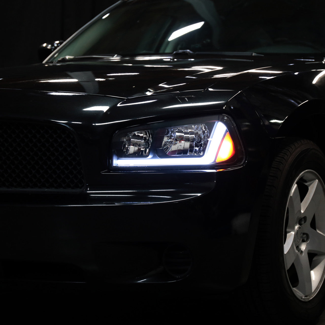 Spec D Sequential LED Headlights (Black): Dodge Charger 2006 - 2010