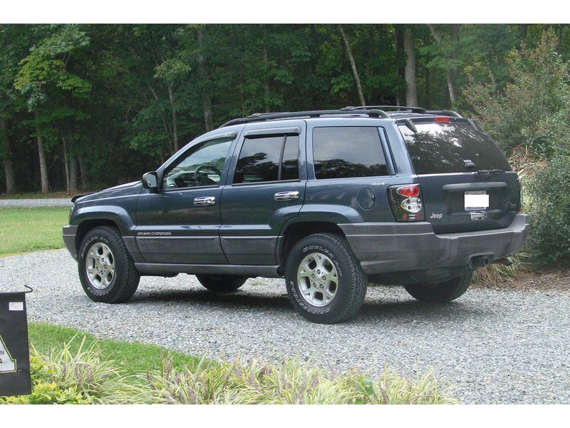 Spyder Black Euro Tail Lights: Jeep Grand Cherokee 2005 - 2006