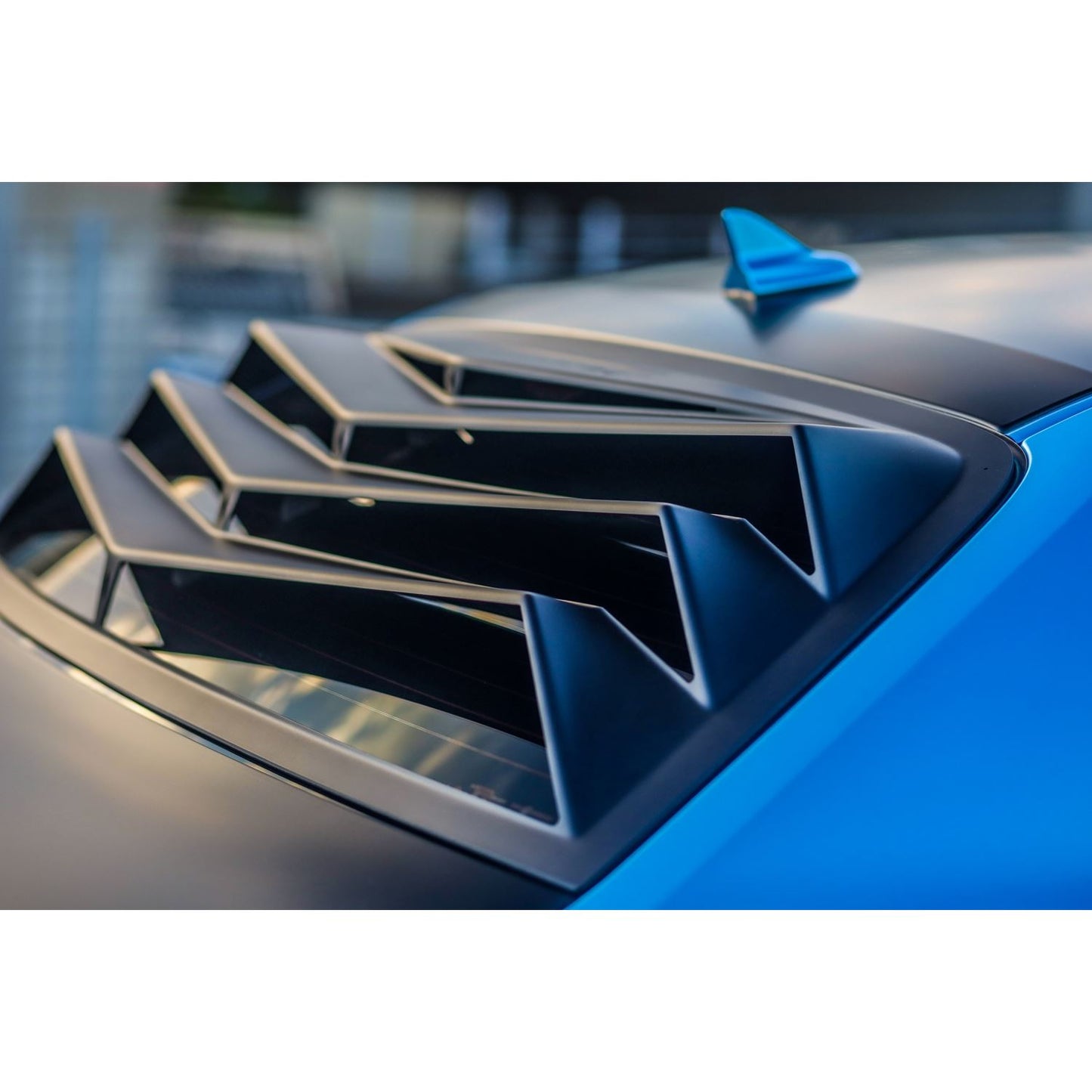 Glassskinz Bakkdraft Rear Window Louvers / Vents: Dodge Challenger 2008 - 2023 (All Models)