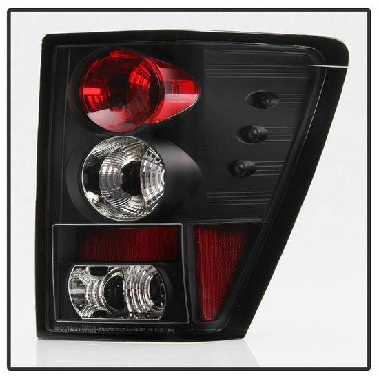 Spyder Black Euro Tail Lights: Jeep Grand Cherokee 2005 - 2006