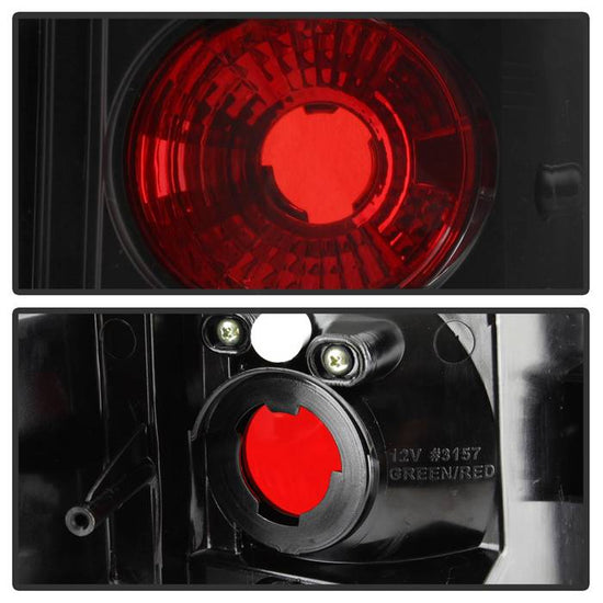 Spyder Black Euro Tail Lights: Jeep Grand Cherokee 2005 - 2006