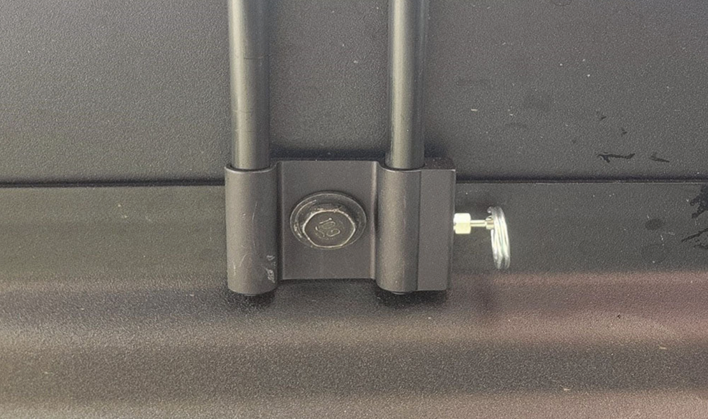 Sto N Sho Quick Release Front License Plate Bracket: Jeep Wrangler / Wrangler 4XE Rubicon 2023 - 2025 (w/ Factory Warn Winch)