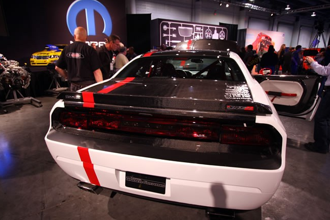 Anderson Composites Carbon Fiber Tail Lights Surround: Dodge Challenger 2008 - 2014