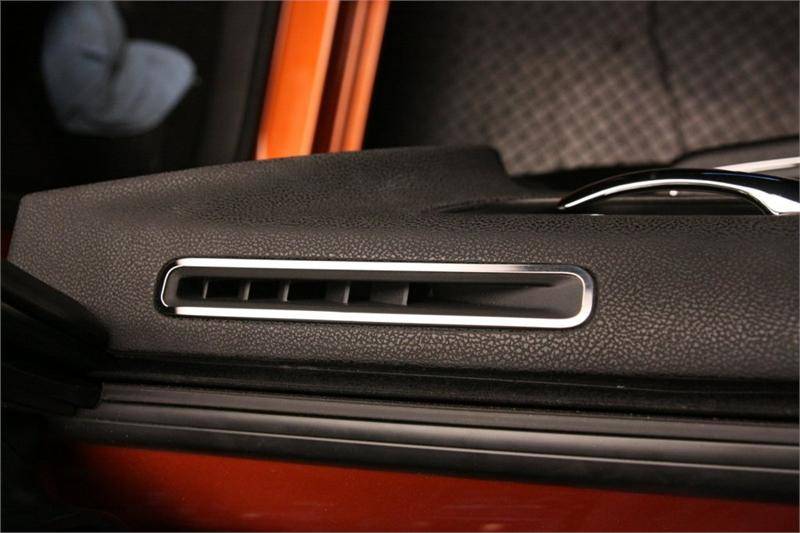 American Car Craft A/C Door Vent Trim (Polished): Dodge Charger R/T 2011 - 2014