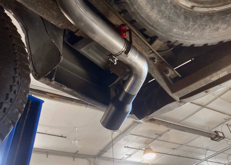 Flowmaster FloxFX Exhaust System (Single Side Exit): Dodge Ram 3.9L, 5.2L & 5.9L 1994 - 2001 (1500 / 2500 / 3500)