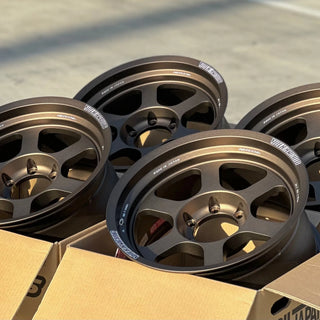 Volk Racing TE37XT / Bronze | 17x8.5 | 6x139.7 | -10mm Offset (Set of 4)