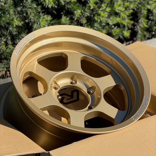 Volk Racing TE37XT / Gold | 17x9 | 6x139.7 | -20mm Offset (Set of 4)
