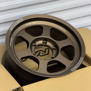 Volk Racing TE37XT / Bronze | 18x9 | 6x139.7 | +0mm Offset (Set of 4)