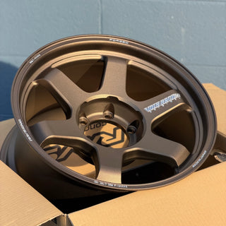 Volk Racing TE37 ULTRA LARGE / Bronze | 18x9 | 6x139.7 | +0mm Offset (Set of 4)
