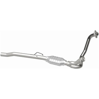 MagnaFlow OEM Grade Direct Fit Catalytic Converter: Dodge Ram 1500 2002-2003 3.7L 4WD/RWD / 4.7L RWD w/ Torca Clamp