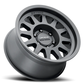 Method Wheels 704 / Matte Black | 17x8.5 | 5x5.5 | 0/4.75"