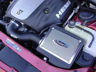 Volant Pro5 Closed Box Air Intake (5.7L): 05-10 Chrysler 300C HEMI