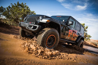 FOX Perf Elite Series 2.5 Reservoir Rear Shocks Adjustable (REAR): Jeep Wrangler JL 2018-2026 w/ 4.5-6" Lift