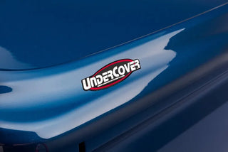 UnderCover Painted LUX Truck Bed Cover 6.4ft (NEW BODY STYLE) (REAR): Fits Ram (19-26) - Ivory Pearl