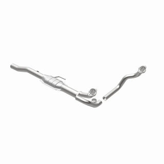 Magnaflow OEM Grade Direct Fit Catalytic Converter: Dodge Ram 00-01 3.9L