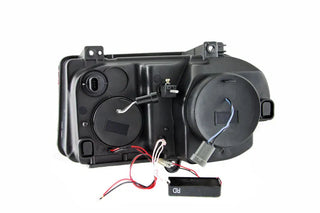 ANZO Projector Headlights w/ Halo Black (CCFL) G2: Chrysler 300 / 300C SRT8 (2005-2010)