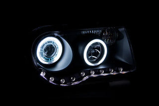 ANZO Projector Headlights w/ Halo Black (CCFL) G2: Chrysler 300 / 300C SRT8 (2005-2010)