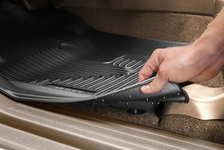Husky Liners Center Hump Black Floor Liner: Dodge Ram 1500 (02-10) / Ram 2500 (03-10) / Ram 3500 (03-10)