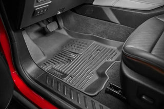 Husky Liners Center Hump Floor Liner: Dodge Ram 1500 (02-10) / Ram 2500 (03-10) / Ram 3500 (03-10) Classic Style Grey