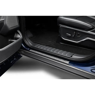 Bushwacker Trail Armor Rocker Panel & Sill Plate Cover Kit (F&R): Ram 1500 (19-24) - Black