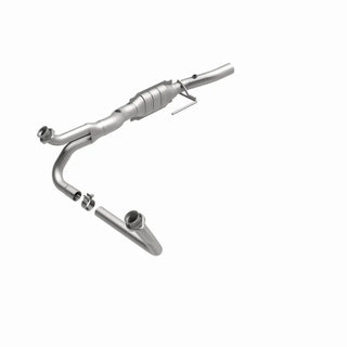 Magnaflow OEM Grade Direct-Fit Catalytic Converter: Fits Dodge Ram (94-10)