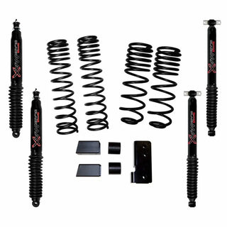 Skyjacker 2-2.5in Long Travel Lift Kit (F&R) w/ Black Max Shocks: Jeep Wrangler (07-18)