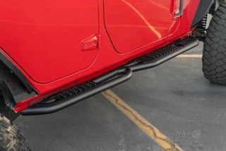 DV8 Offroad OE Plus Side Steps: Jeep Wrangler (07-18)