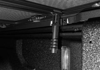 Extang Trifecta 2.0 Soft Tri-Fold Truck Bed Cover: Jeep Gladiator (18-26) - Black