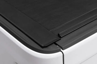 Rugged Ridge Armis Retractable Locking Bed Cover w/o Trail Rails: Jeep Gladiator (18-26)