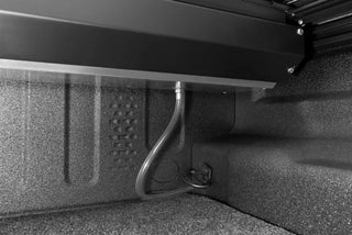 Rugged Ridge Armis Retractable Locking Bed Cover w/o Trail Rails: Jeep Gladiator (18-26)