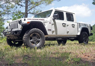 Superlift 2.5in Leveling Kit w/ Front Strut Ext & Sway Bar Links: Jeep Gladiator (18-26)