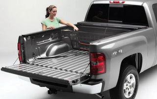 Roll-N-Lock Cargo Manager Truck Bed Divider (w/ Roll-N-Lock Cover): Jeep Gladiator (18-26)