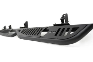 DV8 Offroad OE Plus Body/Pinch Weld Step: Jeep Wrangler / Gladiator (18-26)