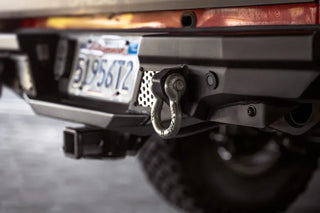 DV8 Offroad MTO Series Rear Bumper: Jeep Wrangler / Gladiator (18-26) - Black Powder Coat