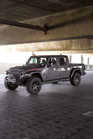 DV8 Offroad FS-1 Series Stubby Front Bumper: Jeep Gladiator / Wrangler (18-26) - Black Powder Coat