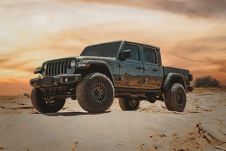 Tuff Country 3.5in Suspension Lift Kit w/ Nitrogen Charged SX8000 Shocks: Jeep Gladiator (18-26)