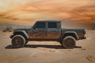 Tuff Country 3.5in Suspension Lift Kit w/ Nitrogen Charged SX8000 Shocks: Jeep Gladiator (18-26)