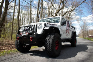 Fishbone Offroad Aluminum Front Fender Flares (FRONT): Jeep Wrangler / Gladiator (18-26) - Black