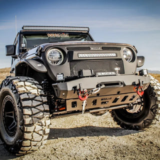 Westin Textured Black Stubby Front Bumper (FRONT): Jeep Wrangler (18-24) / Gladiator (20-24)