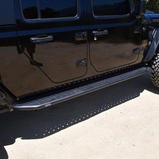 Westin Outlaw Running Board: Jeep Gladiator 2020-2024