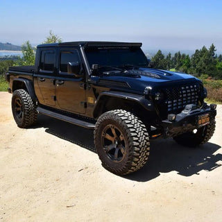 Westin Outlaw Running Board: Jeep Gladiator 2020-2024