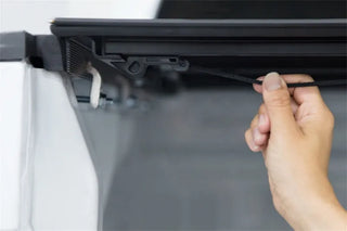 Access Pro Series Tri-Fold Cover: Jeep Gladiator 2020-2023 w/ Trail Rail