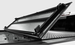 Access Black Diamond LOMAX Trifold Bed Cover: Dodge Ram 1500 (2009-2010) / Ram 1500 (2011-2022)