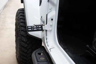 Fishbone Offroad Black Steel Foot Peg Set: Jeep Gladiator / Wrangler / Wrangler JK (07-24) - Black