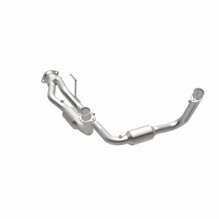 Magnaflow Direct Fit Catalytic Converter Federal/EPA (F&R): Jeep Grand Cherokee 05-06 / Commander XK 06-07 3.7L