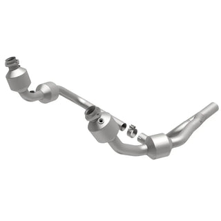 Magnaflow Direct Fit Catalytic Converter Federal/EPA (F&R): Jeep Wrangler JK 07-09 3.8L