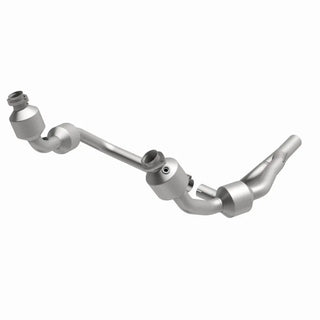 Magnaflow Direct Fit Catalytic Converter Federal/EPA (F&R): Jeep Wrangler JK 07-09 3.8L