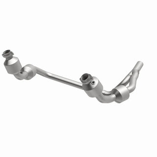 Magnaflow Direct Fit Catalytic Converter Federal/EPA (F&R): Jeep Wrangler JK 07-09 3.8L