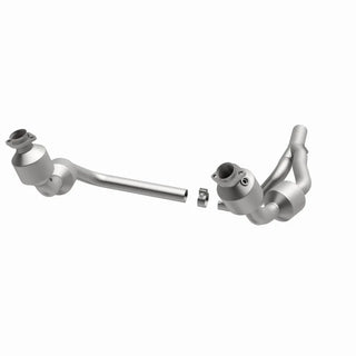 Magnaflow Direct Fit Catalytic Converter Federal/EPA (F&R): Jeep Wrangler JK 07-09 3.8L