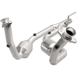 MagnaFlow OEM Grade Direct-Fit Cat Converter Federal/EPA (FRONT): Jeep Grand Cherokee WJ 2004 4.7L